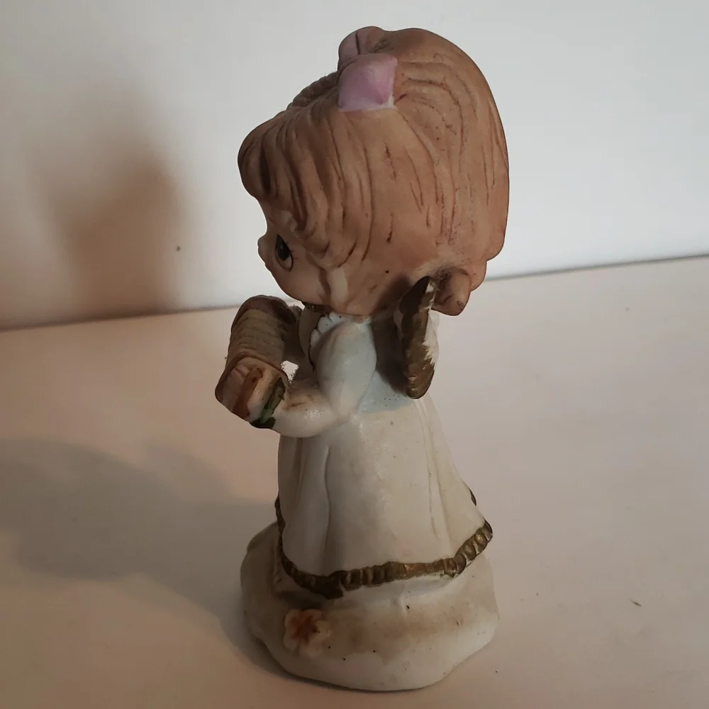 Angel - Picture 3 of 6